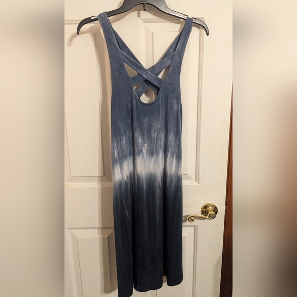 American Eagle Outfitters Dresses & Skirts - American Eagle Outfitters criss cross tie dye dress